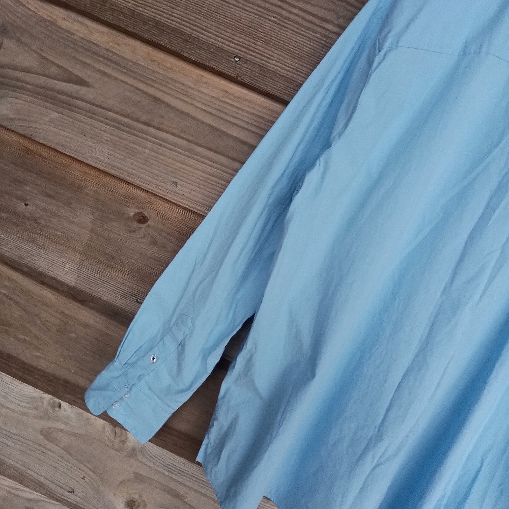 🆕 Crown & Ivy Poplin Ruffle Button Down Top - Picture 9 of 11